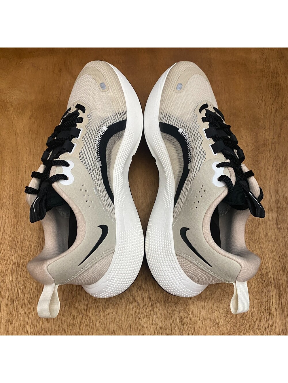 Nike React Escape Run 2 Shoes Women Sz 8 Sandrift Sail Beige Sneakers DJ9976-100 - Picture 8 of 15
